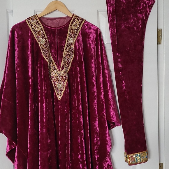 Velvet Tunic with matching leggings - Picture 1 of 4